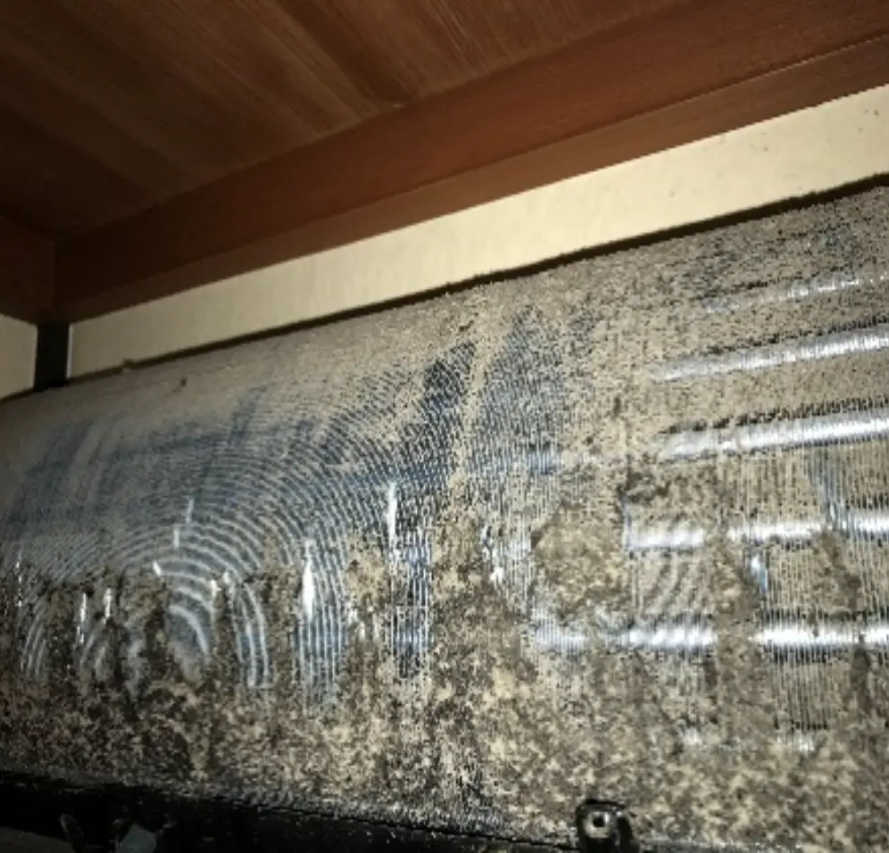 [洗浄前のアルミフィンの画像]