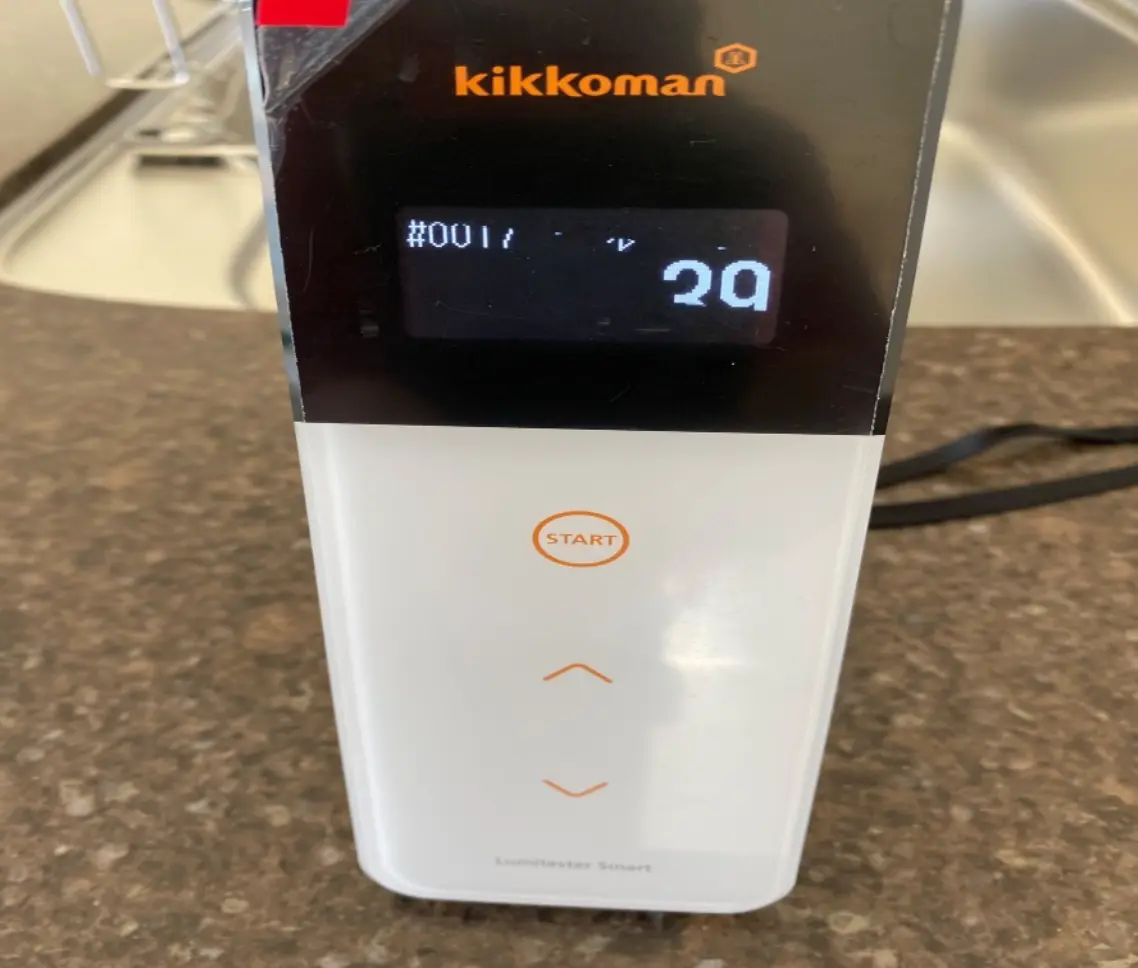 洗浄後のルミテスター測定。数値39を表示している画面。