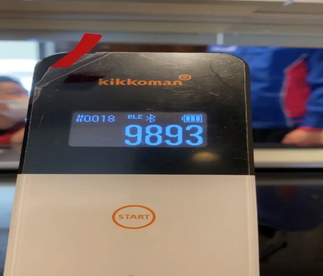 ルミテスターによる事前測定。非常に高い数値。